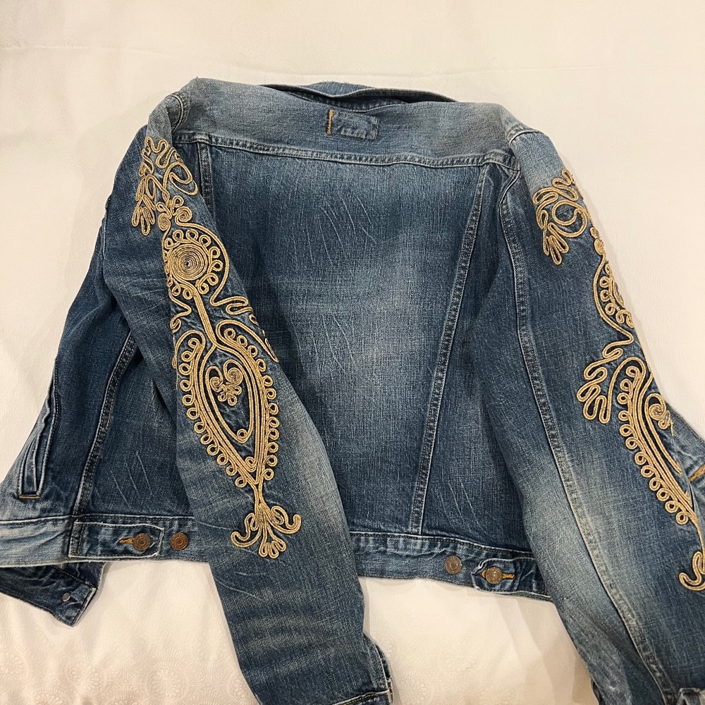 Ralph Lauren Denim &supply jacket. Size large. With gold appliqué on sleeves